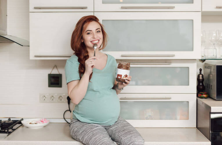 Czego nie należy jeść w ciąży?